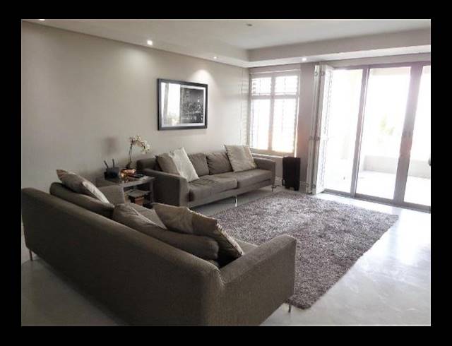 2 BEDROOM APARTMENT FOR SALE IN UMHLANGA RIDGE
